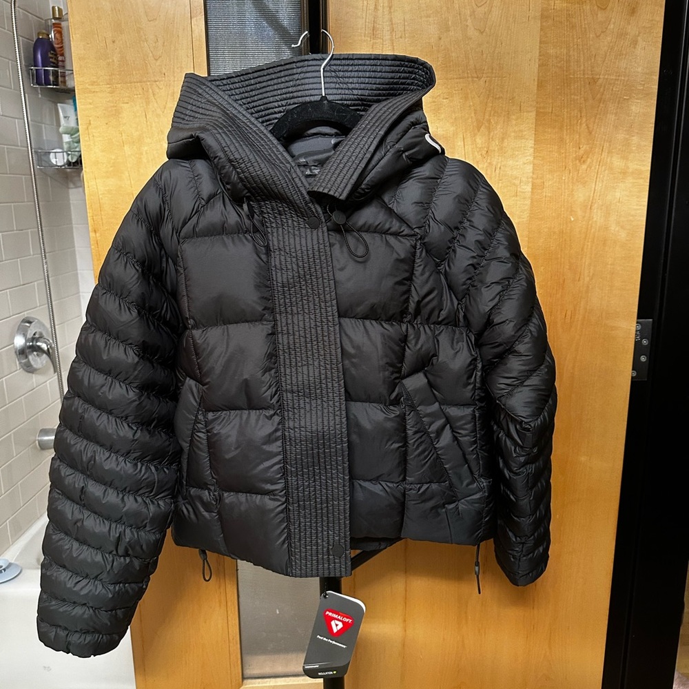 NWT Nike Swoosh Primaloft Oversized Hooded Puffer Jacket Black Sz XS